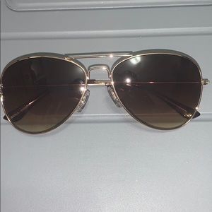 Brown tinted aviators